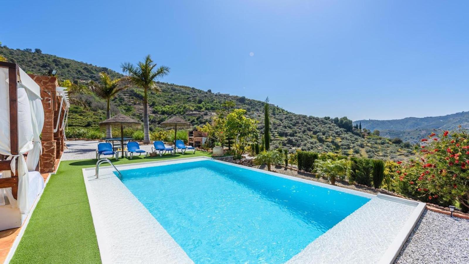 Villa Las Palmeras De Torrox By Ruralidays מראה חיצוני תמונה
