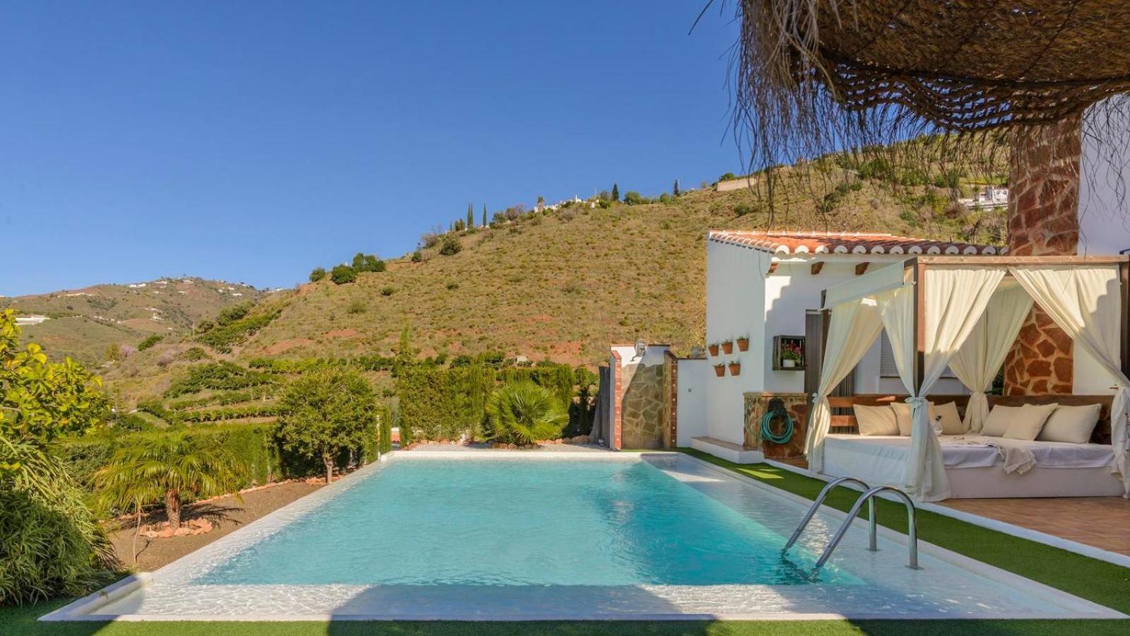 Villa Las Palmeras De Torrox By Ruralidays מראה חיצוני תמונה