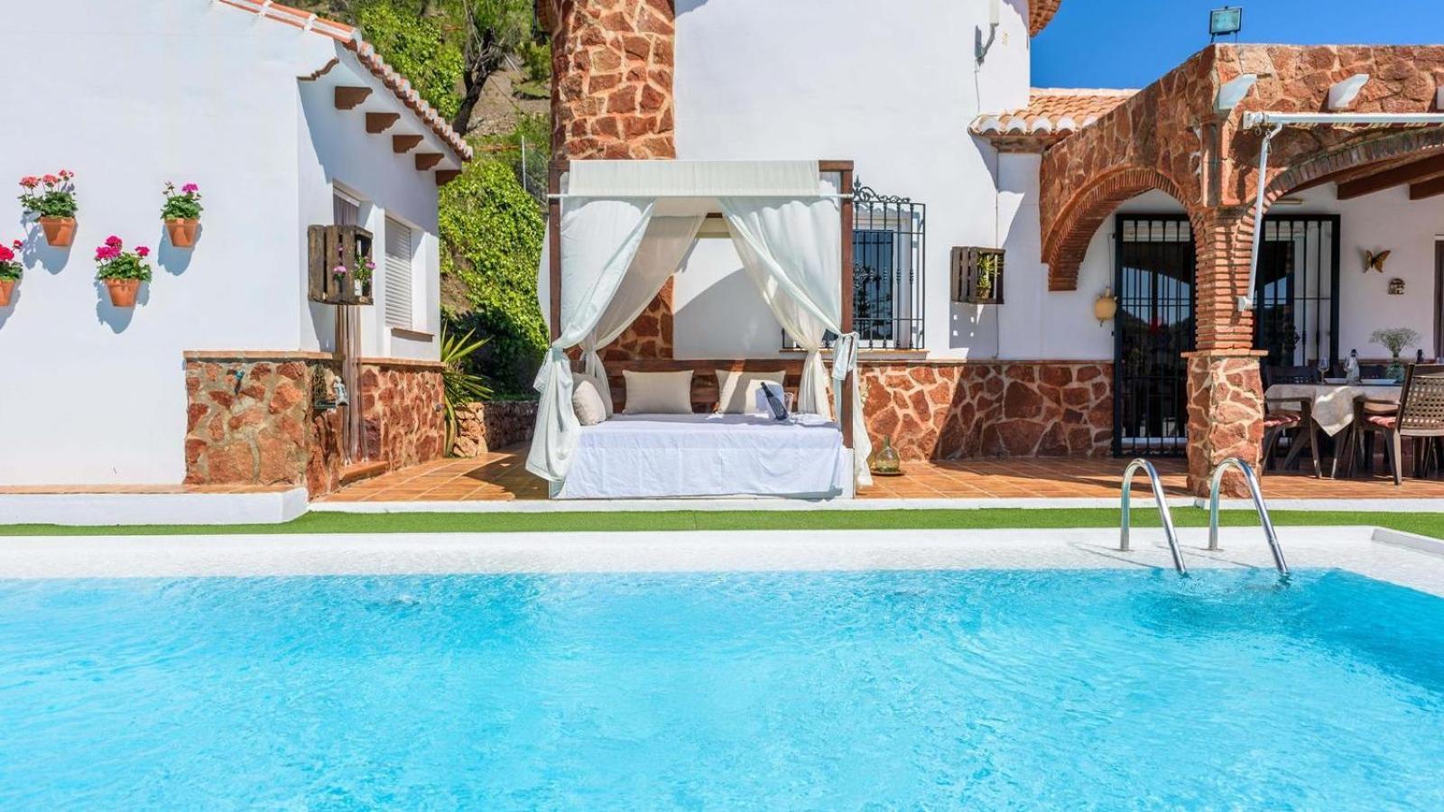 Villa Las Palmeras De Torrox By Ruralidays מראה חיצוני תמונה