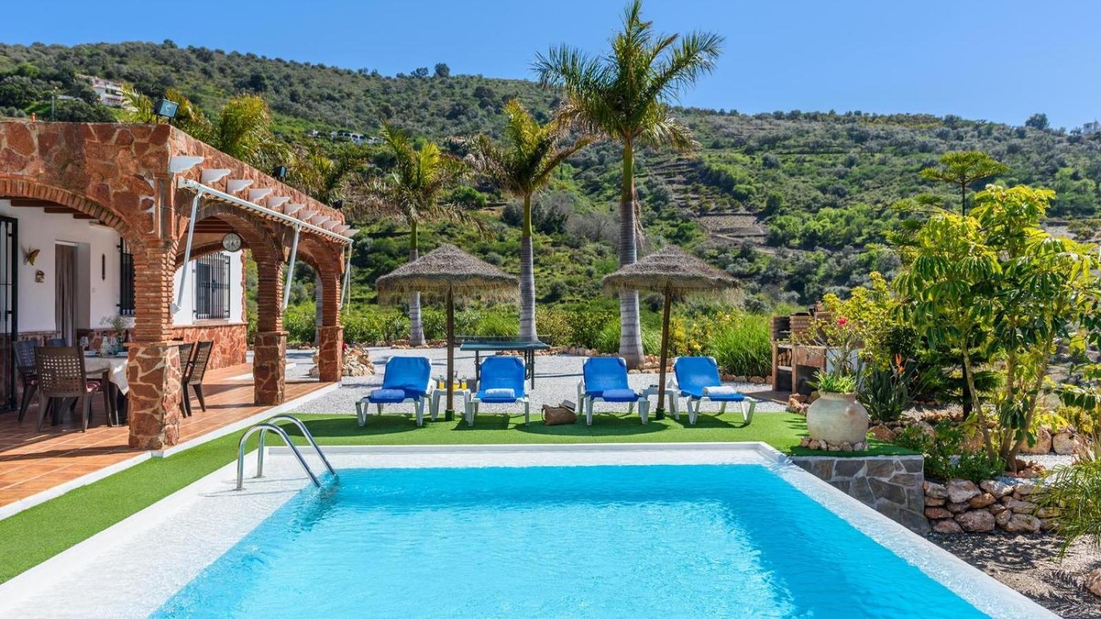 Villa Las Palmeras De Torrox By Ruralidays מראה חיצוני תמונה
